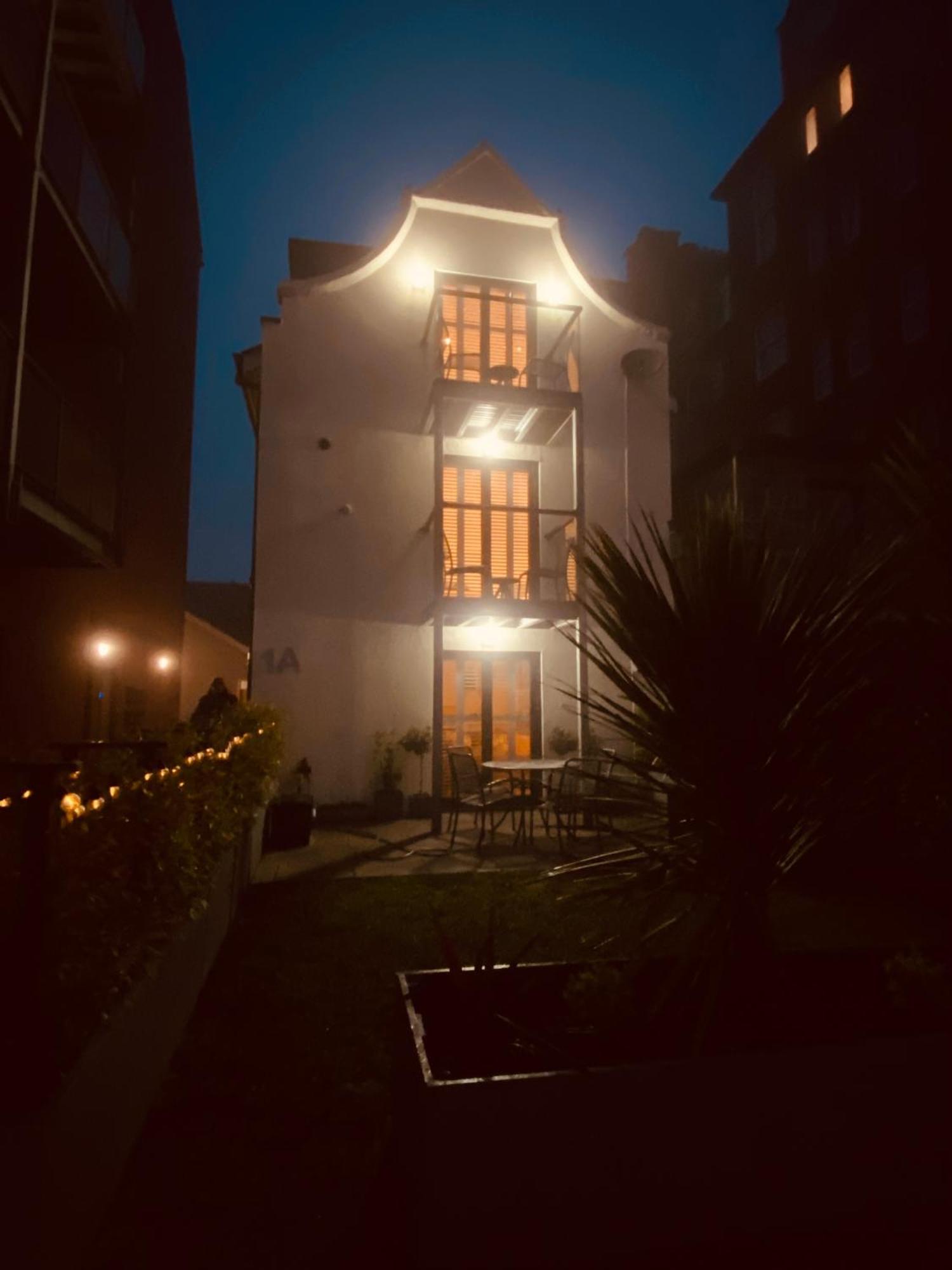 Retro Retreat, Sea View, Free Parking & Ev Plug-In Villa Whitby Luaran gambar
